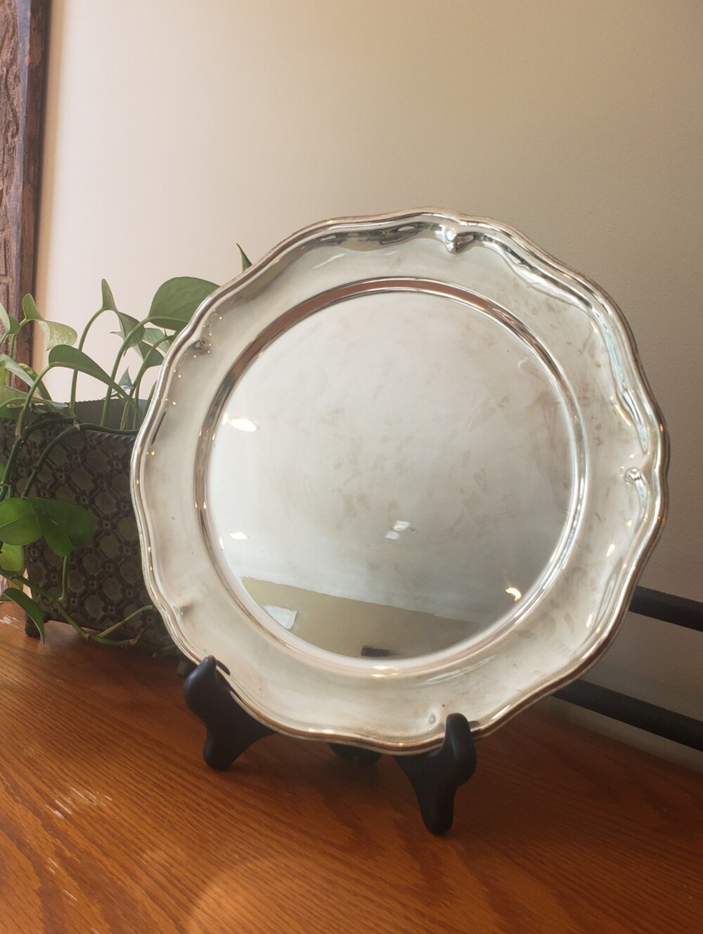 Vtg Taunton: Silver Plated Chippendale Tray- 12" - Picture 3 of 8